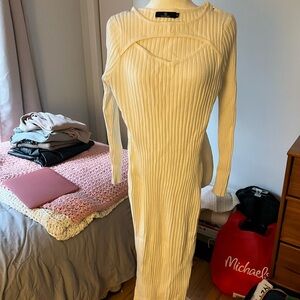 Elegant Cream Ribbed Knit Dress